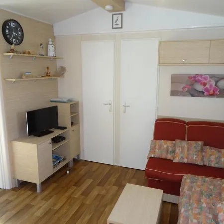 度假居 Mobil-home Fouras, 4 Pieces, 6 Personnes - Fr-1-709-22